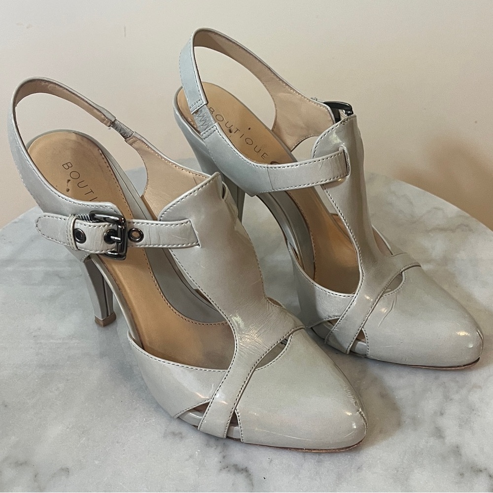 Women's Light Gray Heels